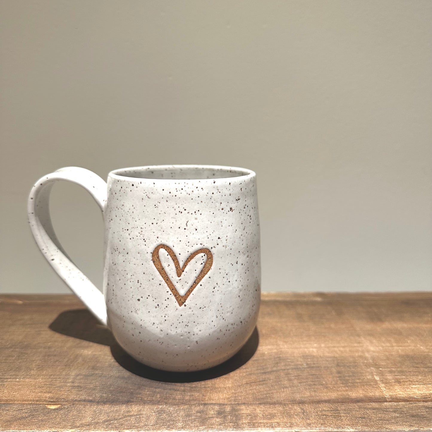 Single Heart white speckle mug